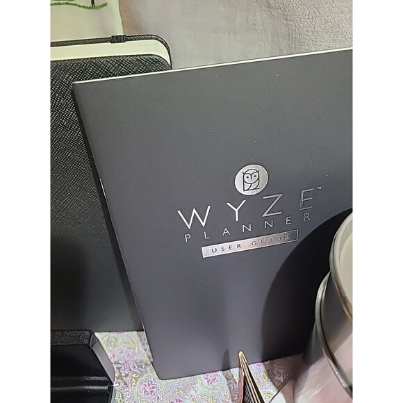 Wyze Planner Premium Edition – Undated Luxurious Weekly & Monthly Masculine ✨️ - Picture 2 of 9